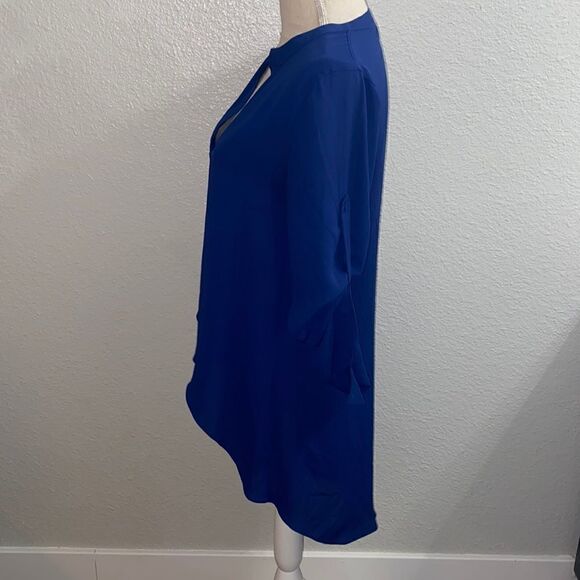 BCBG MaxAzria asymmetrical chiffon blouse - Picture 4 of 4